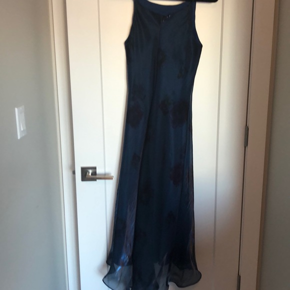 Blue Dress - Picture 3 of 5